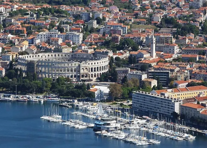 Apartment Lovely Veli Vrh