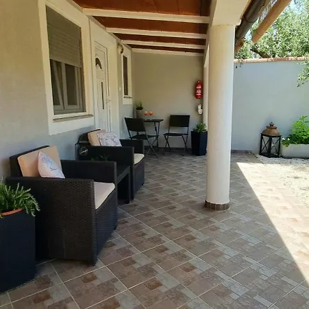 Lovely Veli Vrh Pula